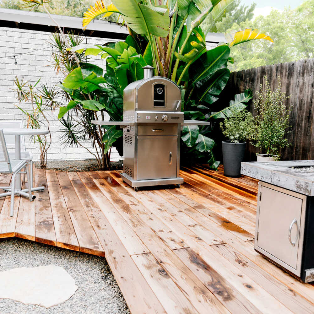 Freestanding Gas Pizza Oven - Summerset 60" Outdoor